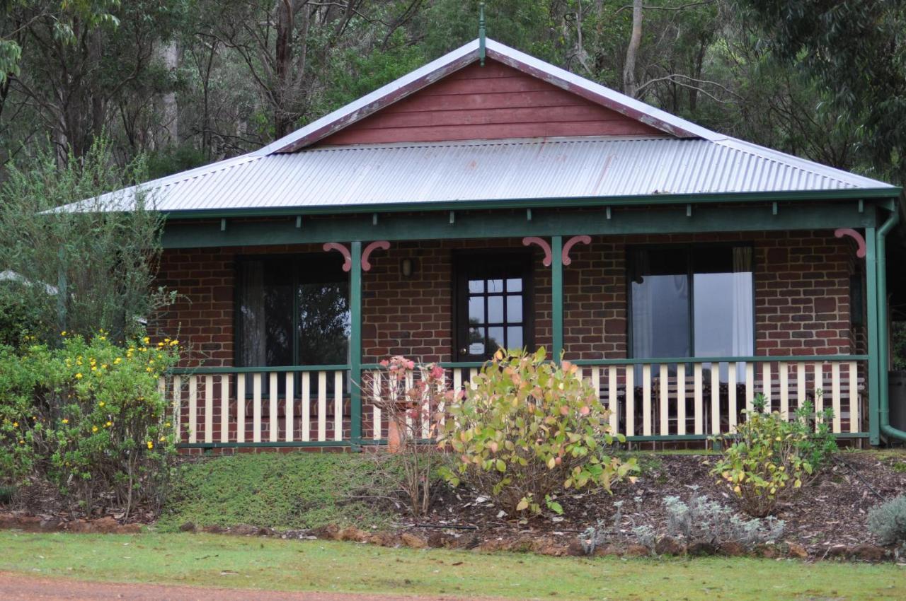 Karri Valley Chalets Pemberton Exterior photo